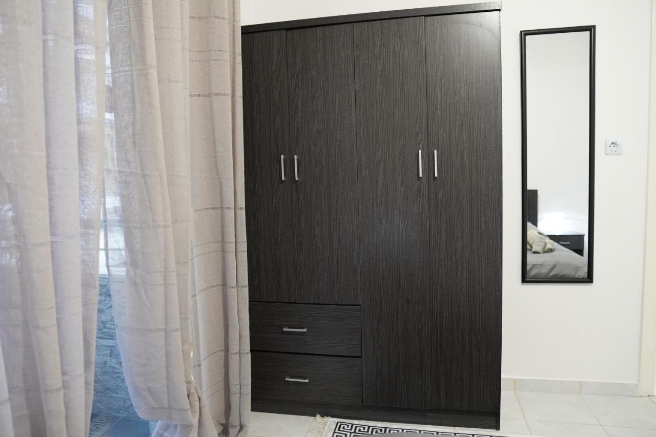 Poseidon'S Premium Apartment Kateríni Exteriör bild